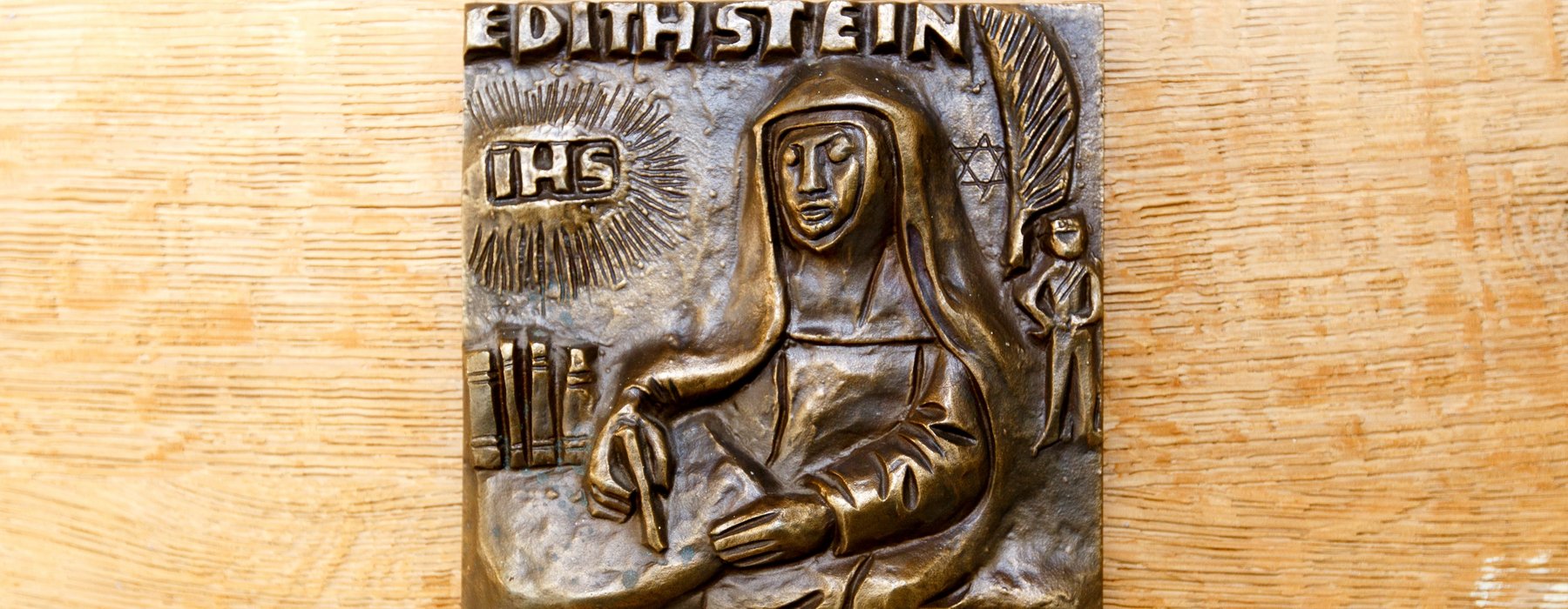 Alte Kupfertafel von Edith Stein